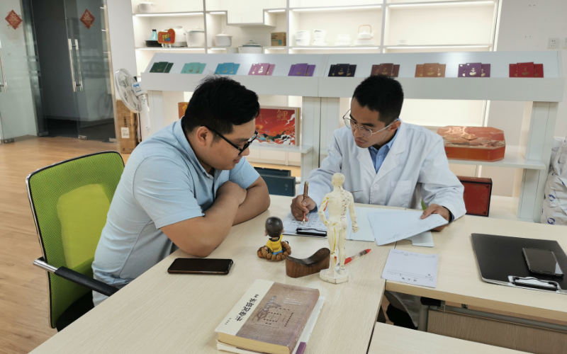 炎炎夏日送清凉，鹤礼关爱沁人心(图3)