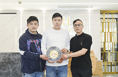 上海鹤礼荣获《纳税千万元企业》荣誉称号