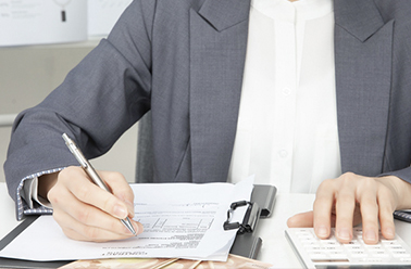 精打细算 一丝不苟——走进鹤礼财务部